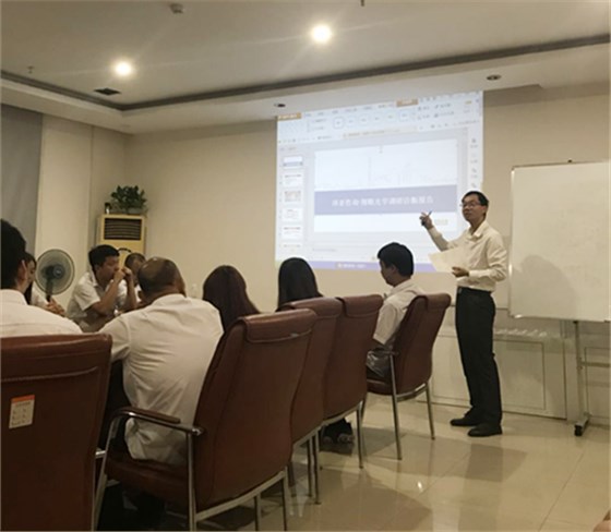 澤亞咨詢之熱烈祝賀翔順光學(xué)調(diào)研報(bào)告陳述會(huì)議順利召開
