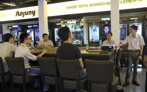 通過澤亞的輔導(dǎo)，卡克特思實(shí)現(xiàn)了從管理粗放到規(guī)范化管理的飛躍