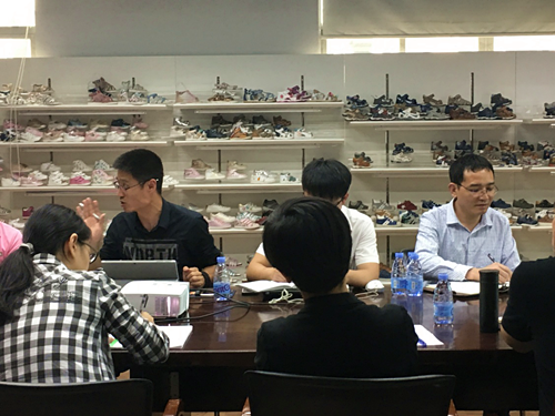 澤亞咨詢之祝賀廣嶸貿(mào)易公司調(diào)研報告陳述會議順利召開